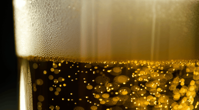 Top 5 Summer Beer Styles to Beat the Heat! - Happenstence®